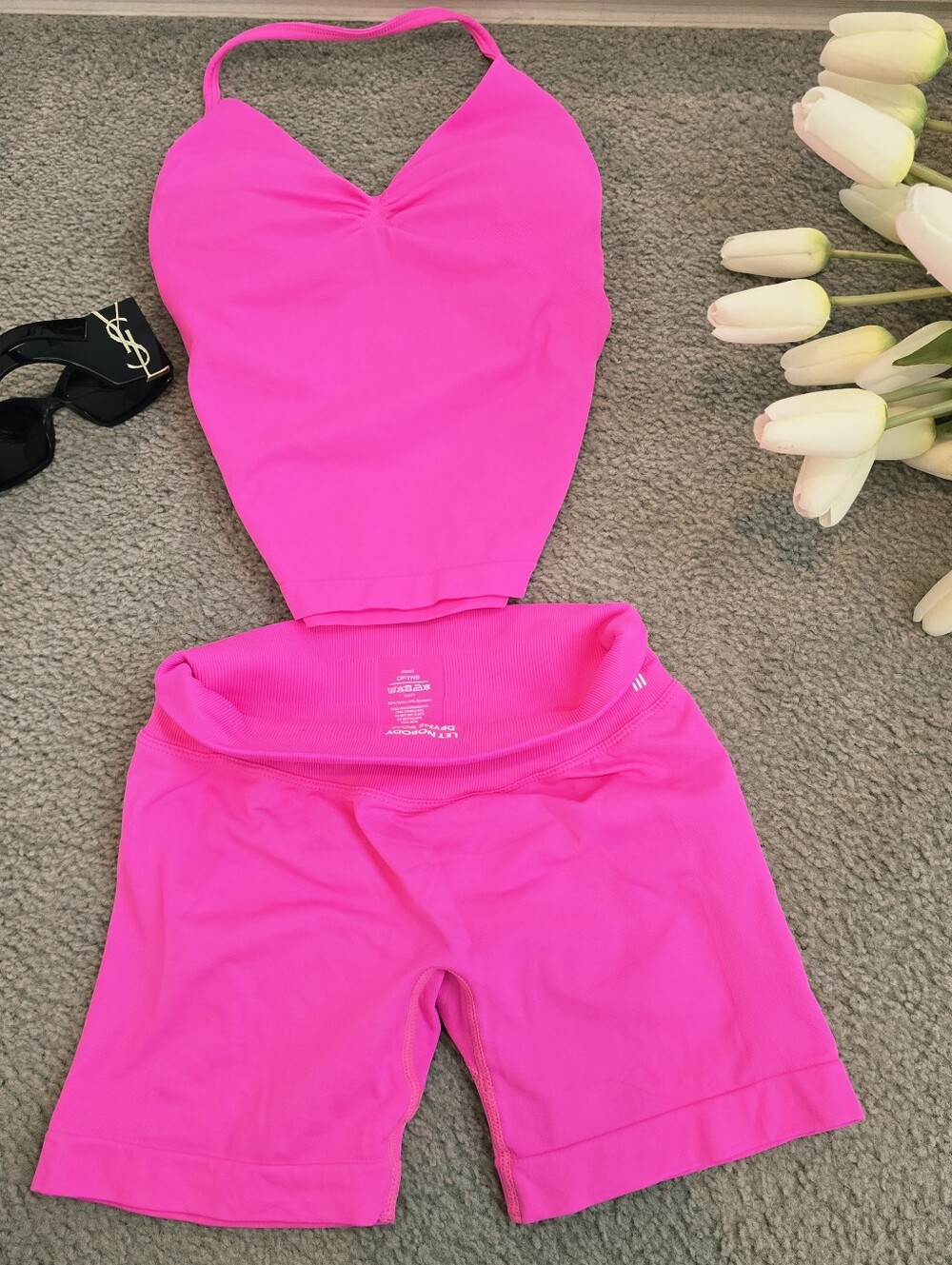 Rare DFYNE SET SHORTS 4'5 IMPACT AND STRAPPY TOP Bright Pink - Picture 4 of 10